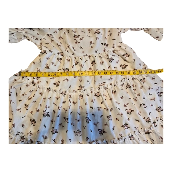 Exlura Floral White Dress Size Medium NWT - Picture 8 of 15